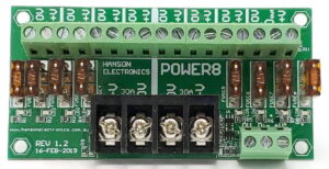 Quando i file di progettazione originali, come file Gerber, diagrammi schematici o disegni di layout, vengono persi o non sono disponibili, l'analisi dimensionale del reverse engineering delle schede PCB diventa un passaggio essenziale nel processo di clonazione o rigenerazione. Il nostro servizio è specializzato nel reverse engineering delle schede di distribuzione dell'alimentazione utilizzate nei bracci robotici industriali, con particolare attenzione alla precisione dimensionale, alla fedeltà elettrica e alla compatibilità meccanica. Queste schede sono spesso personalizzate in modo univoco per specifiche piattaforme robotiche e qualsiasi tentativo di replicarle, duplicarle o modificarle senza misurazioni precise può portare a guasti catastrofici o a prestazioni ridotte.